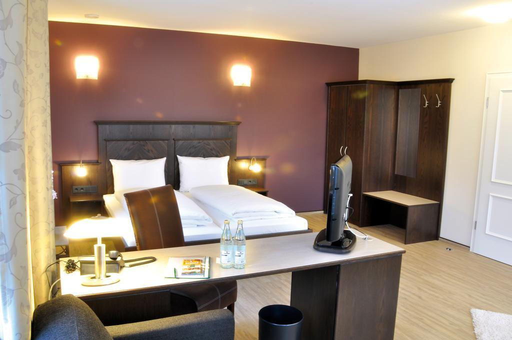 Autenrieder Brauereigasthof Ichenhausen Habitación foto