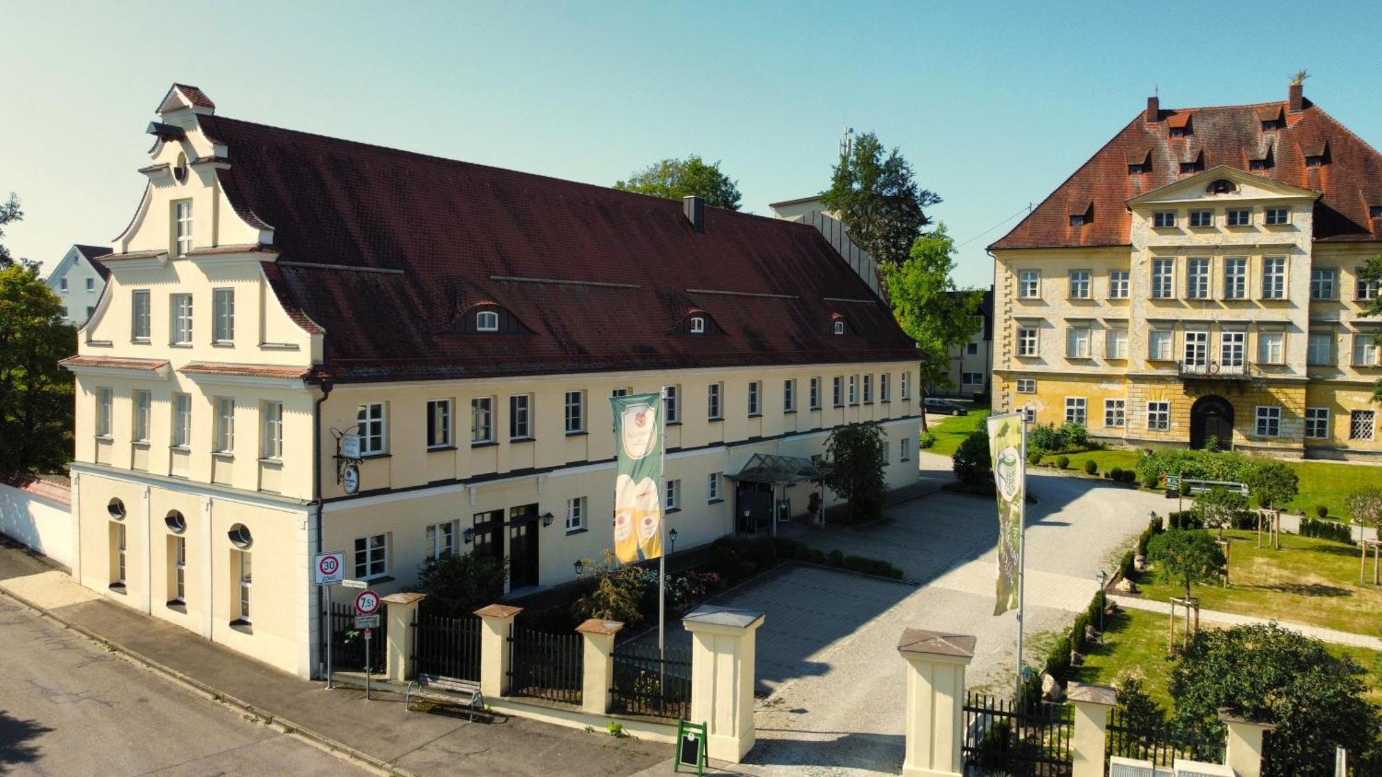 Autenrieder Brauereigasthof Ichenhausen Exterior foto