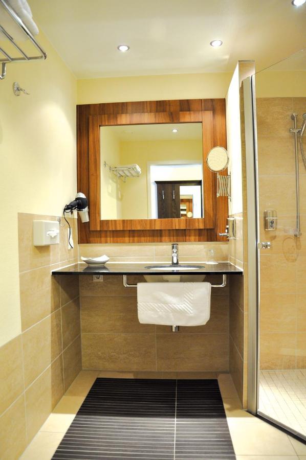 Autenrieder Brauereigasthof Ichenhausen Habitación foto