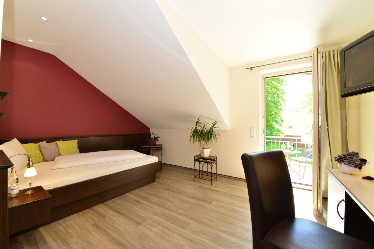 Autenrieder Brauereigasthof Ichenhausen Habitación foto